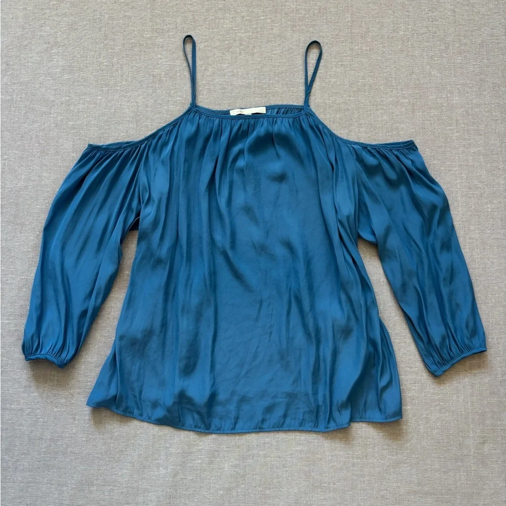 Maje royal blue cold shoulder top. - Picture 3 of 13